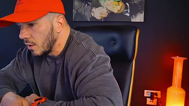 Snapshot of AngeloEric chatting on 18, 3, 2025 AngeloEric online show from 18, 3, 2025