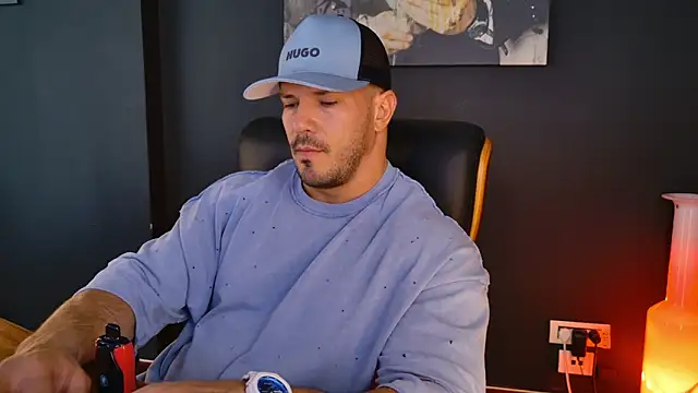 Snapshot of AngeloEric chatting on 25, 9, 2025 AngeloEric online show from 25, 9, 2025