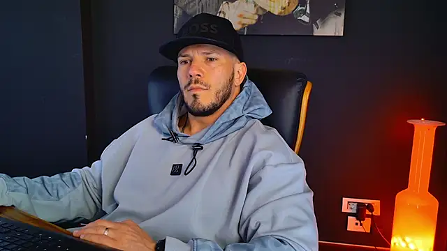 Snapshot of AngeloEric chatting on 19, 3, 2025 AngeloEric online show from 19, 3, 2025