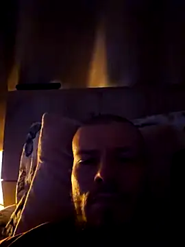 Snapshot of AngeloEric chatting on 21, 3, 2025 AngeloEric online show from 21, 3, 2025