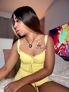 bella  honey online show from 11, 11, 2025