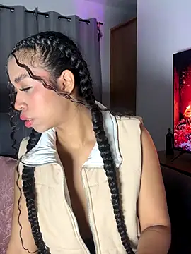 bella  honey online show from 15, 10, 2025