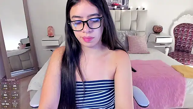 Snapshot of zoe_turnner_18 chatting on 12, 9, 2025 zoe turnner 18 online show from 12, 9, 2025