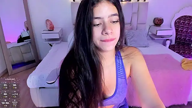 Snapshot of zoe_turnner_18 chatting on 10, 9, 2025 zoe turnner 18 online show from 10, 9, 2025