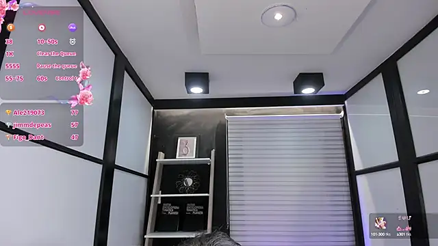 lilithTeen1  online show from 18, 3, 2025