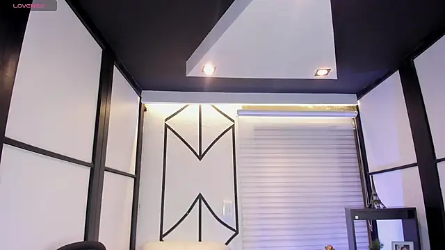 lilithTeen1  online show from 7, 3, 2025