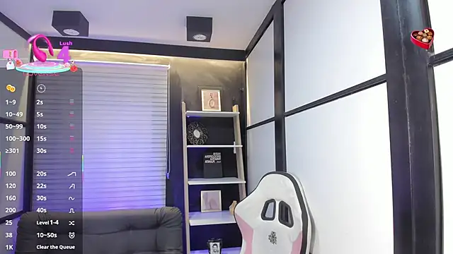 lilithTeen1  online show from 26, 2, 2025