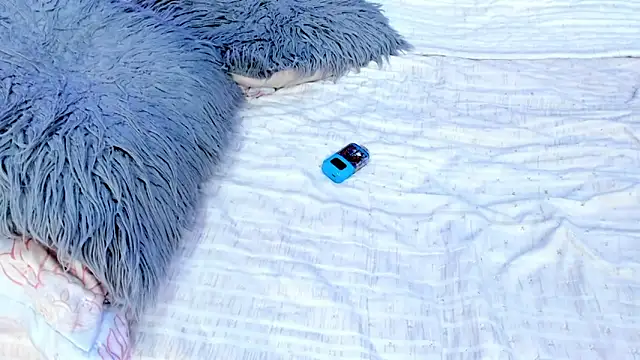 LARISSAEVANS online show from 6, 3, 2025