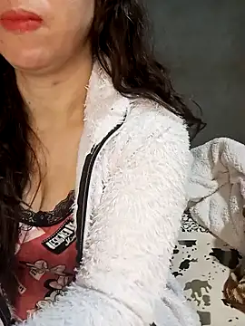 jijijoudia online show from 24, 1, 2025