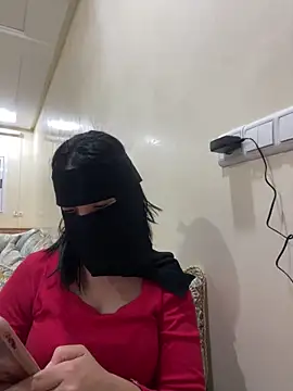 jijijoudia online show from 4, 11, 2025