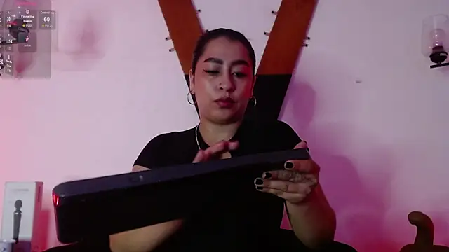 Carolina Arias online show from 15, 9, 2025