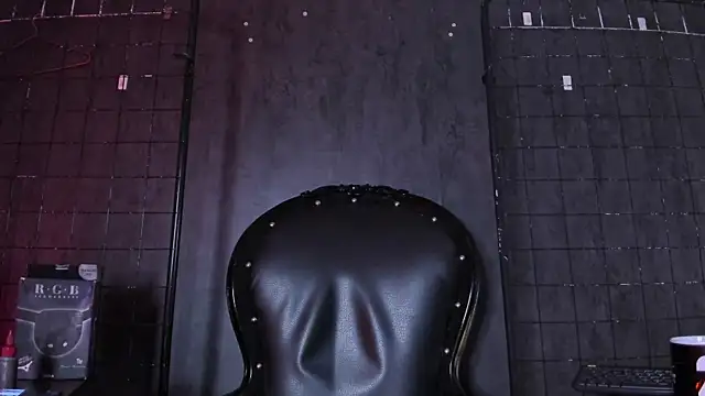 Carolina Arias online show from 5, 12, 2025