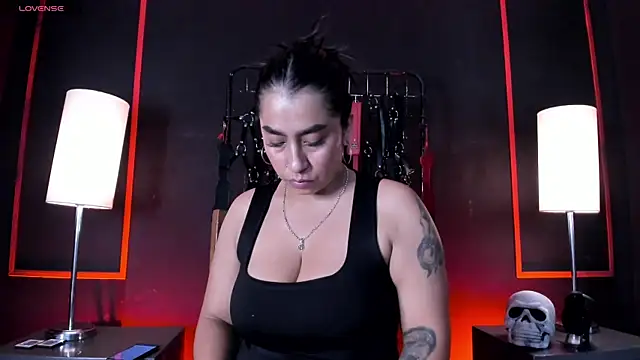 Carolina Arias online show from 3, 4, 2026