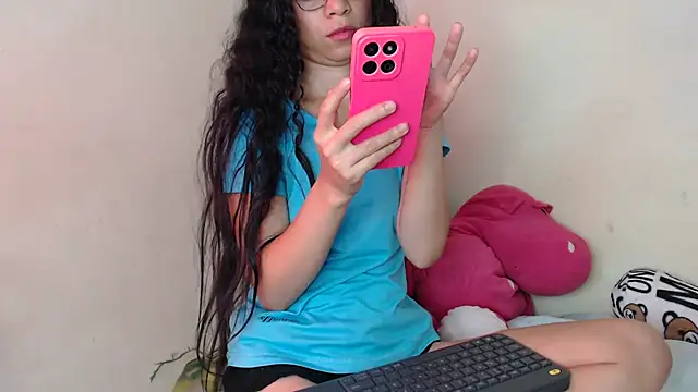 Gianna cute  online show from 6, 10, 2025