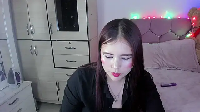 hotbbc wife online show from 17, 2, 2025