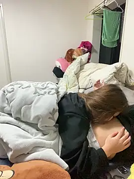 chocolatecakee online show from 20, 2, 2025