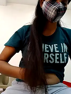 Snapshot of _SonPari_ chatting on 18, 2, 2025 SonPari online show from 18, 2, 2025