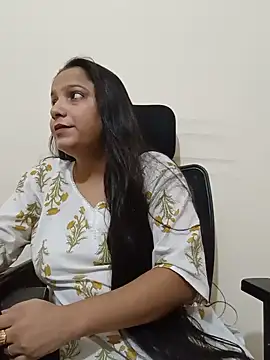 Snapshot of Simran-Kaur143 chatting on 12, 7, 2026 Simran-Kaur143 online show from 12, 7, 2026