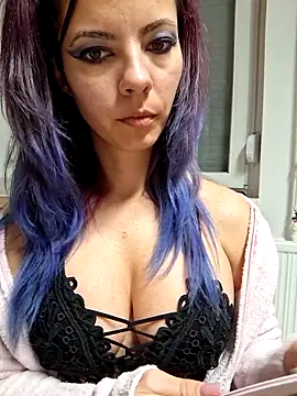 Snapshot of allinqueen chatting on 22, 2, 2026 allinqueen online show from 22, 2, 2026