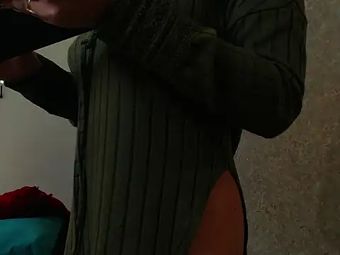 AliciaChelios online show from 19, 4, 2026