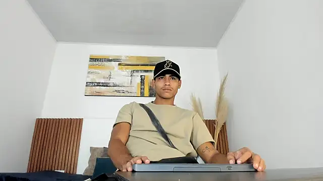 zander 2120 online show from 21, 2, 2026