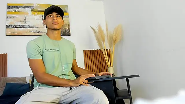 Snapshot of zander_2120 chatting on 10, 9, 2025 zander 2120 online show from 10, 9, 2025