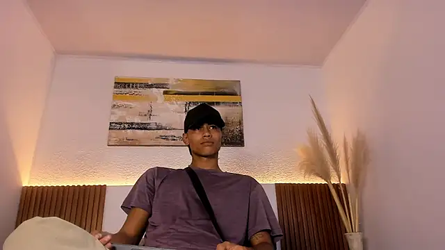 Snapshot of zander_2120 chatting on 25, 10, 2025 zander 2120 online show from 25, 10, 2025