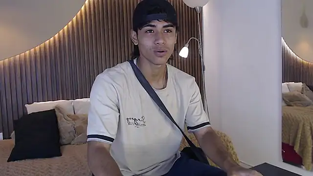 Snapshot of zander_2120 chatting on 25, 2, 2025 zander 2120 online show from 25, 2, 2025