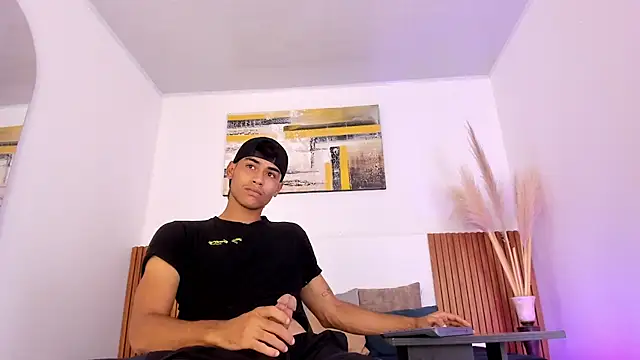 Snapshot of zander_2120 chatting on 12, 11, 2025 zander 2120 online show from 12, 11, 2025