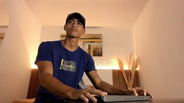 zander 2120 online show from 30, 4, 2026