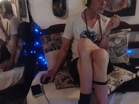 laye19 online show from 10, 10, 2025