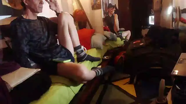 laye19 online show from 29, 11, 2025