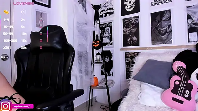 Lexyjoycce online show from 16, 10, 2025