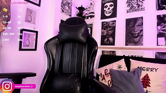 Lexyjoycce online show from 17, 12, 2025