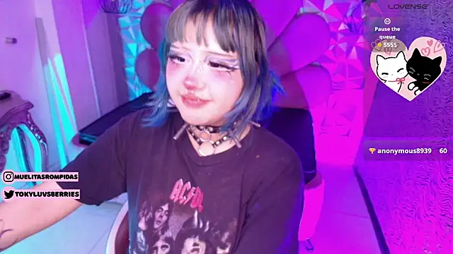 toky doll online show from 18, 12, 2025