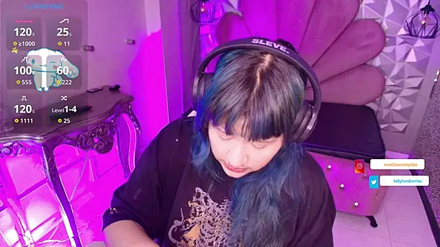 toky doll online show from 29, 11, 2025