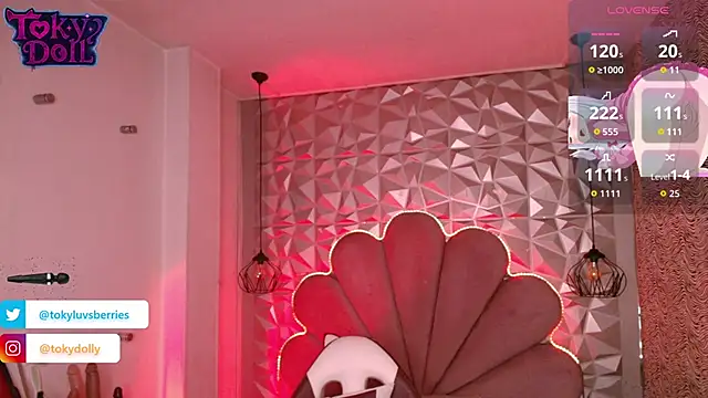 toky doll online show from 10, 9, 2025