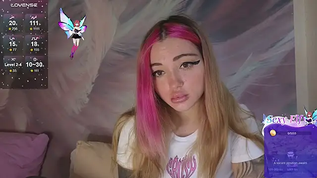 Snapshot of Coralie20_ chatting on 16, 3, 2025 Coralie20 online show from 16, 3, 2025