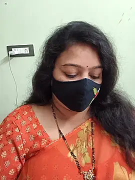 neelu-hoty online show from 10, 3, 2026