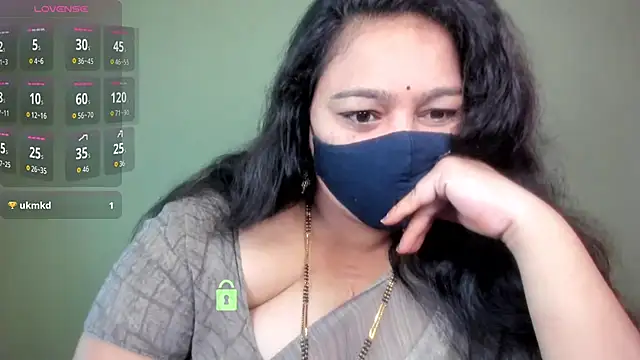 Snapshot of neelu-hoty chatting on 10, 6, 2026 neelu-hoty online show from 10, 6, 2026