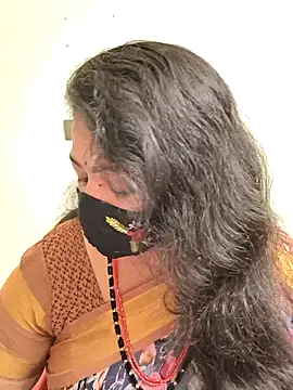 Snapshot of neelu-hoty chatting on 16, 10, 2025 neelu-hoty online show from 16, 10, 2025