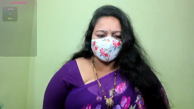 Snapshot of neelu-hoty chatting on 31, 5, 2026 neelu-hoty online show from 31, 5, 2026