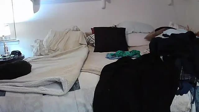 Hand69someguy online show from 27, 11, 2025