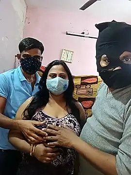 sexy kaira online show from 8, 3, 2025