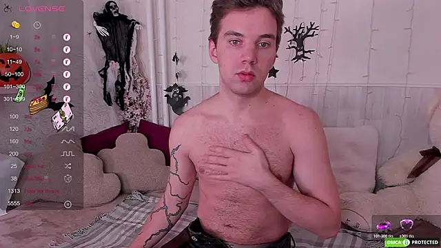 ArthurWhitee online show from 18, 10, 2025