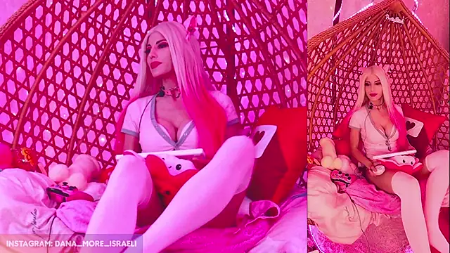 Snapshot of dana_more chatting on 25, 11, 2025 dana more online show from 25, 11, 2025