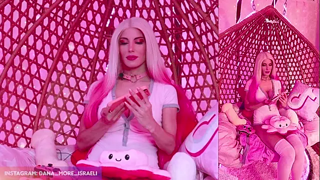 Snapshot of dana_more chatting on 22, 10, 2025 dana more online show from 22, 10, 2025