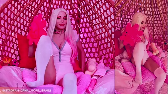 Snapshot of dana_more chatting on 8, 1, 2026 dana more online show from 8, 1, 2026