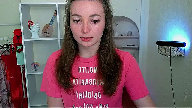 Snapshot of _Barbie_Kiss_ chatting on 15, 6, 2026 Barbie Kiss online show from 15, 6, 2026