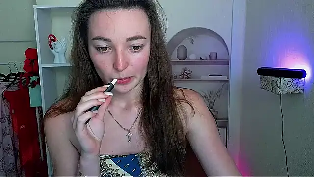 Snapshot of _Barbie_Kiss_ chatting on 17, 6, 2026 Barbie Kiss online show from 17, 6, 2026
